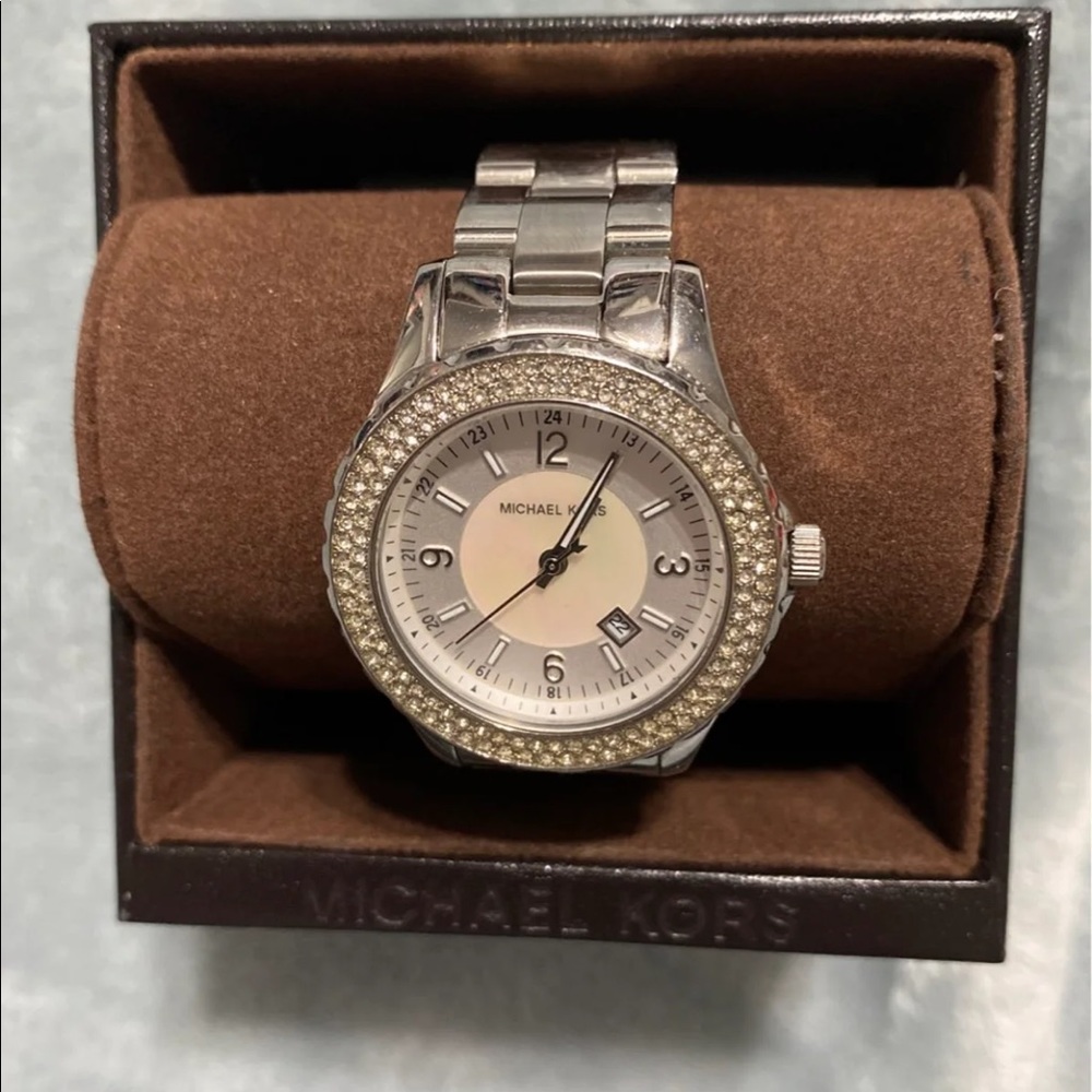 Michael Kors Women's Madison Silver Dial Stainless Steel Watch MK5401